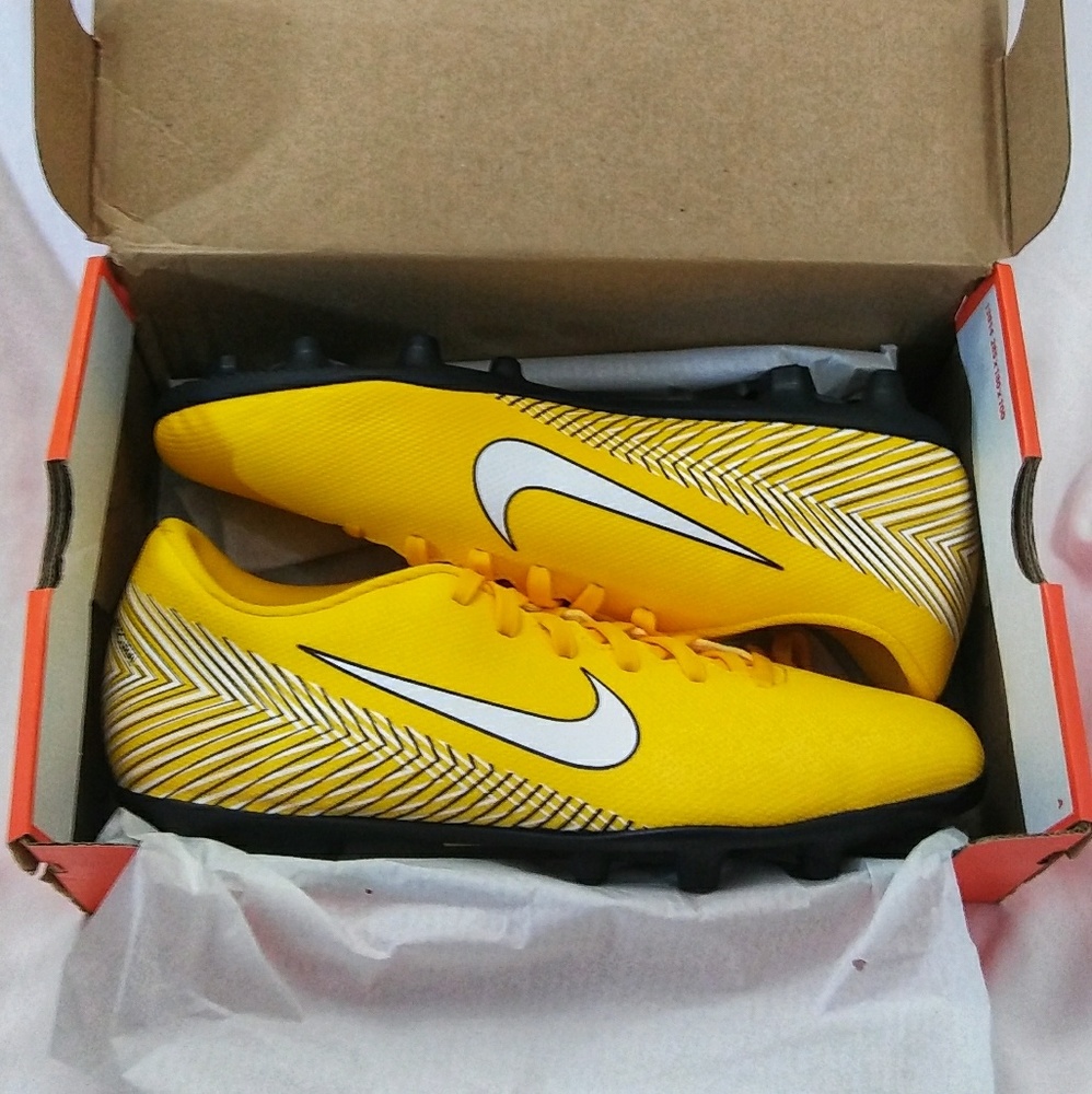 🆕 Nike Neymar Mercurial soccer cleats